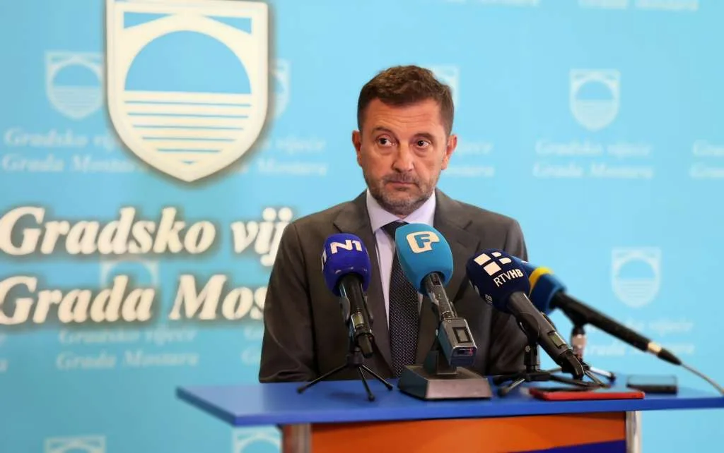 Mario Kordić: Jadranka Senkić upisana u sudski registar, a Dedović traži da Hadžović preuzme Komunalno