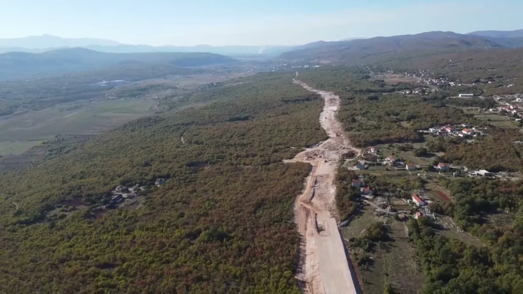 (VIDEO) Brza cesta od Podledinca do Gruda iz zraka