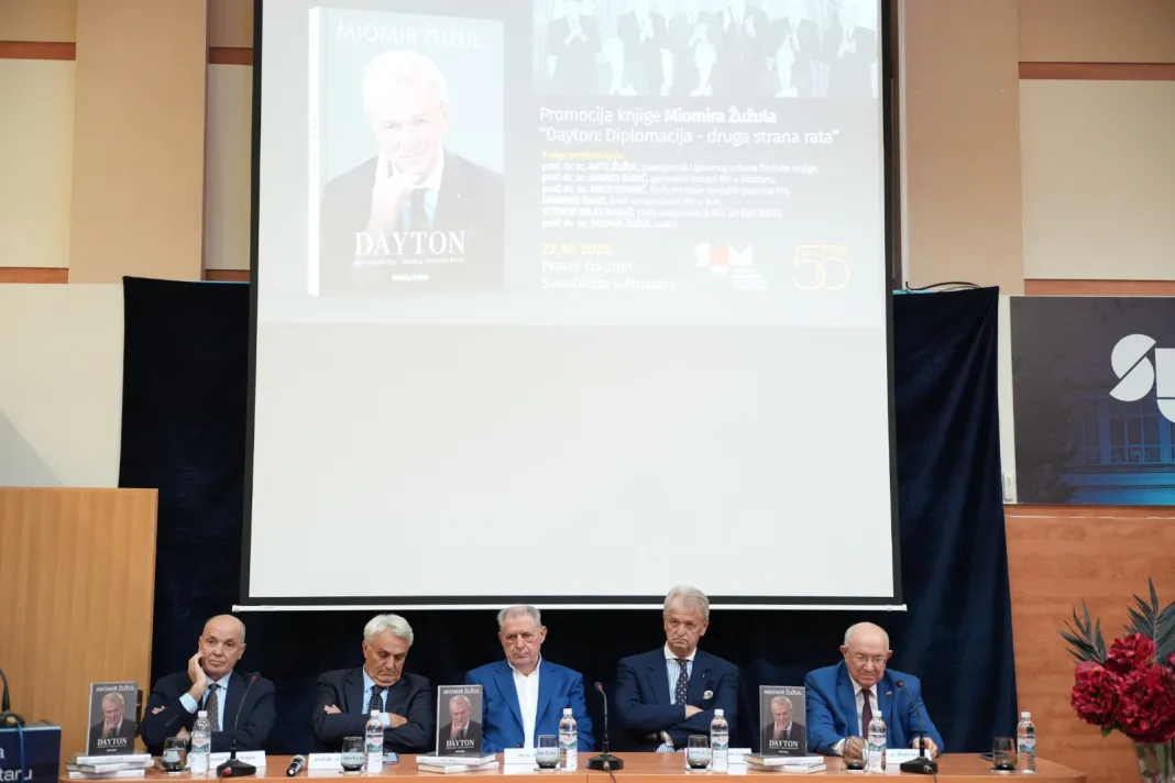 (FOTO) Mostar: Daytonski mirovni sporazum i izazovi izgradnje funkcionalne Bosne i Hercegovine